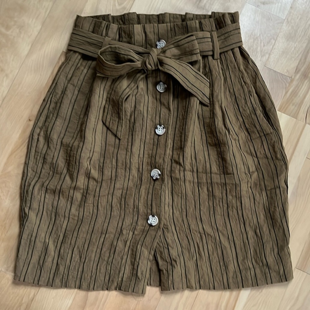 H&M Button Skirt
